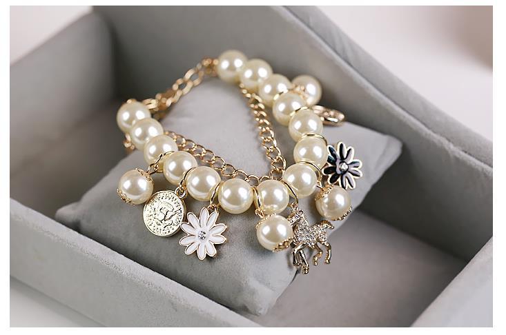 The MEEANT. Pearl Garden Bracelet 🤍