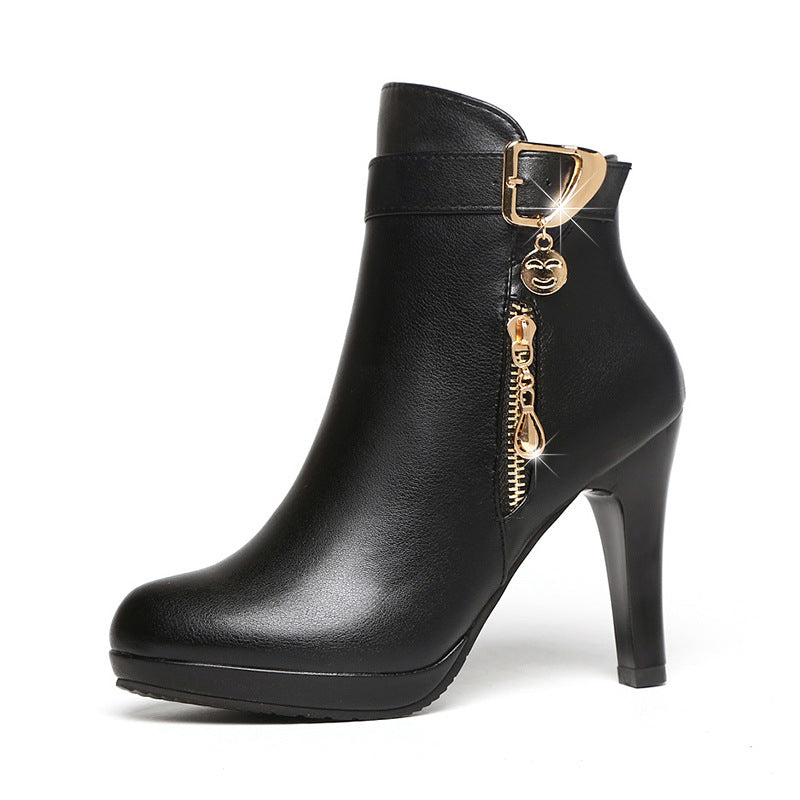 Sleek Pointed-Toe Heeled Boots