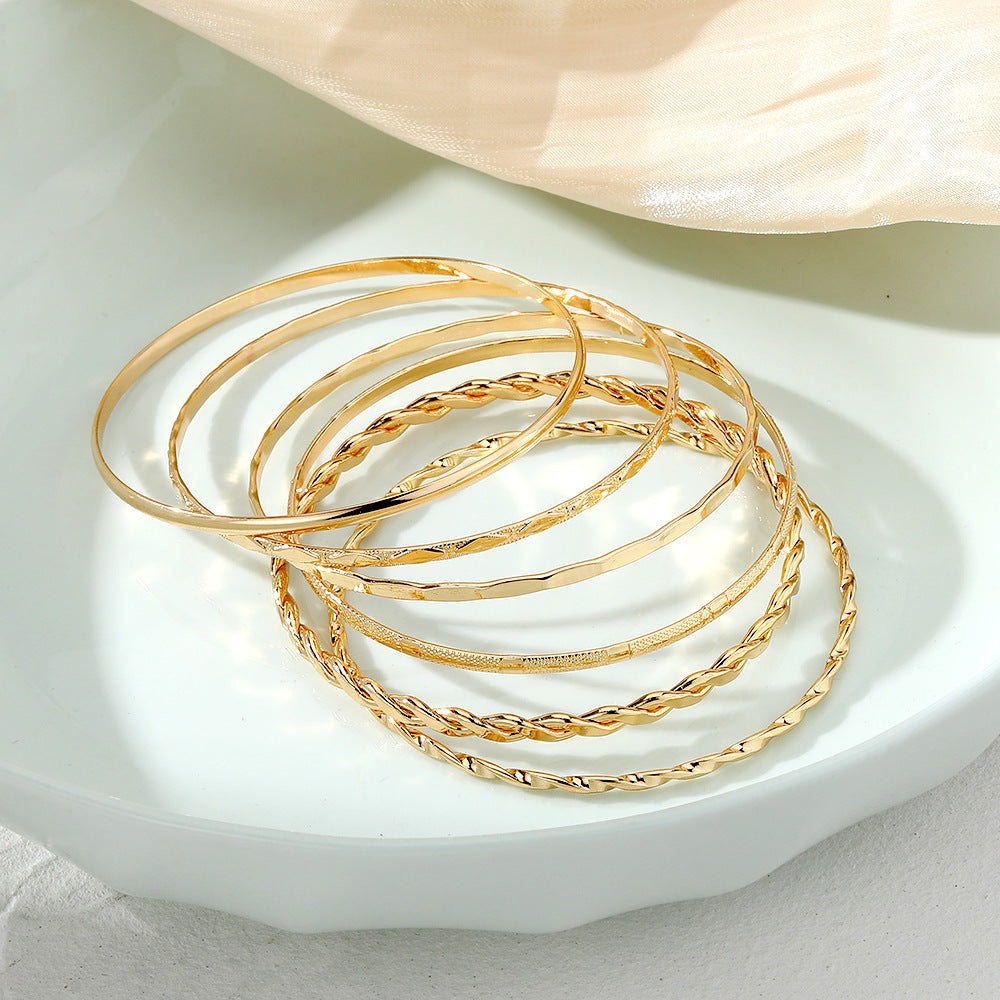 ✦ The MEEANT. Gold Layered Bracelet Set