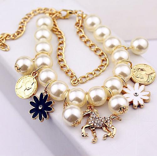 The MEEANT. Pearl Garden Bracelet 🤍