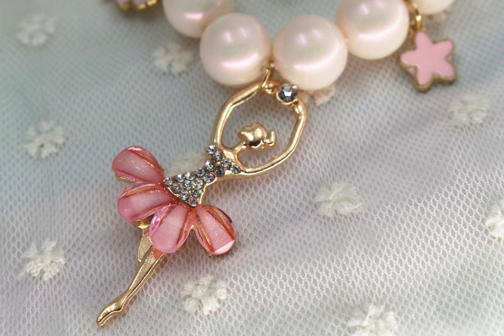 The MEEANT. Pearl Garden Necklace