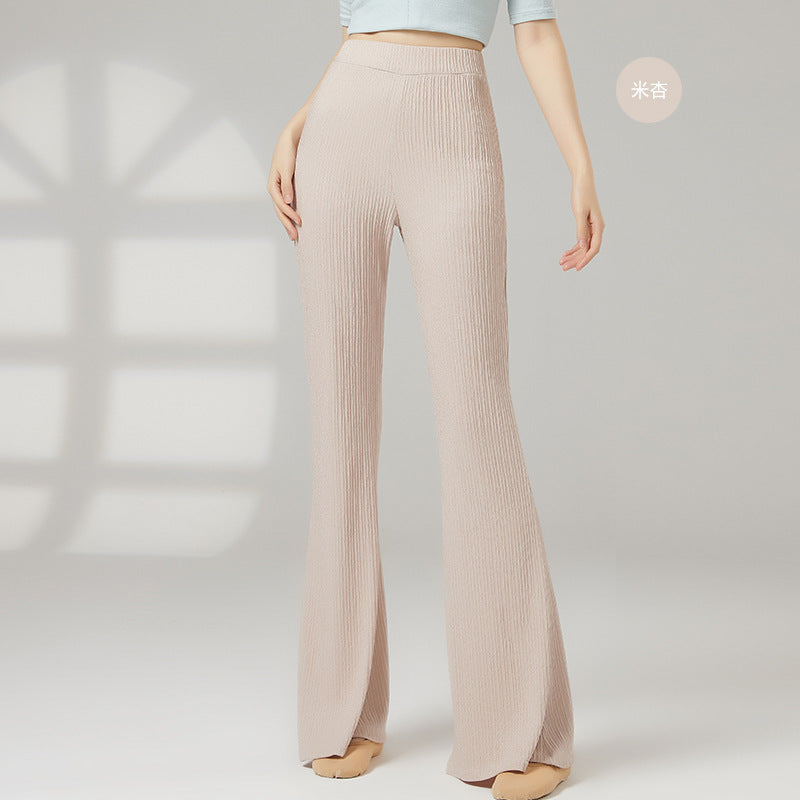 ✦ The Everyday Flare Trousers