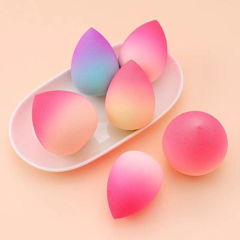 ✦ The MEEANT. Beauty Blender Sponge