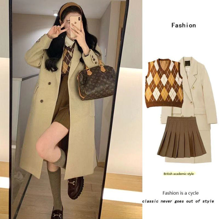 The MEEANT. City Luxe Trench Coat
