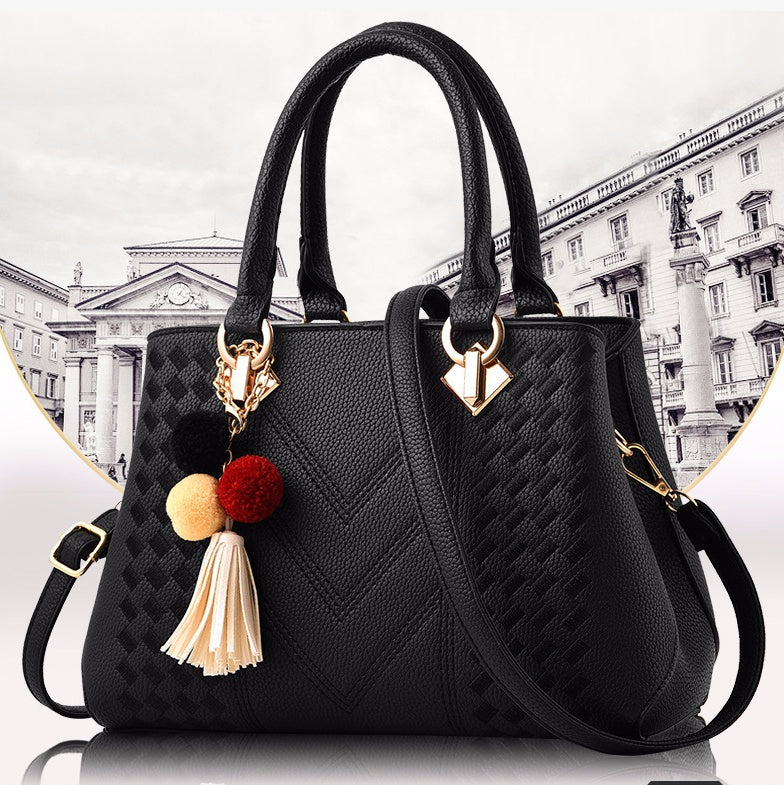 The MEEANT. Everyday Luxe Handbag 🖤